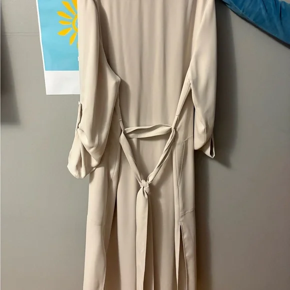 Babaton Cream Women's Robe - Picture 7 of 10